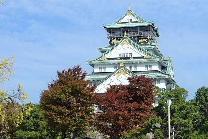 大阪城天守閣が11月7日に満95歳！入館者に「桐紋鬼板」の登閣証明書を先着1万枚プレゼント